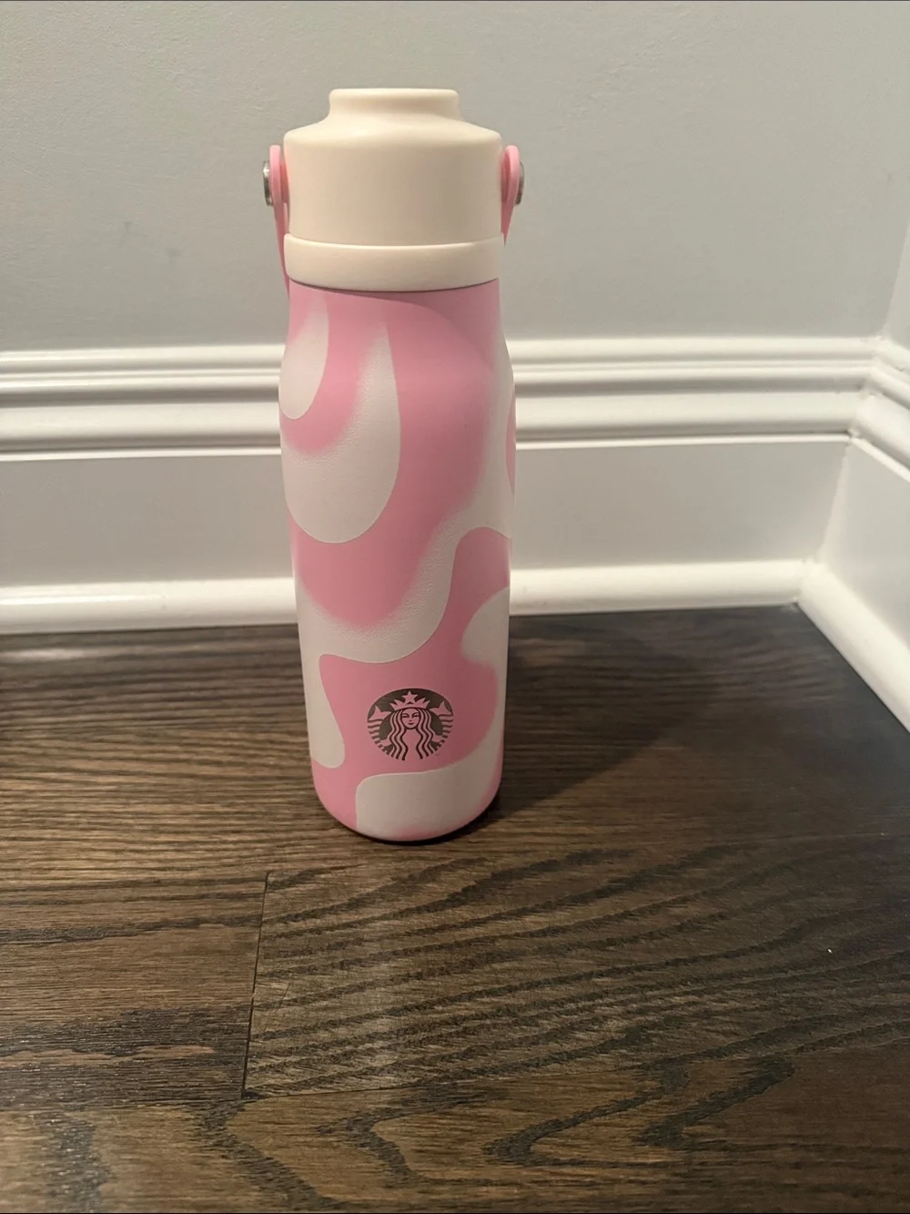 NEW Starbucks Pink and Cream Swirl 16oz Water Bottle